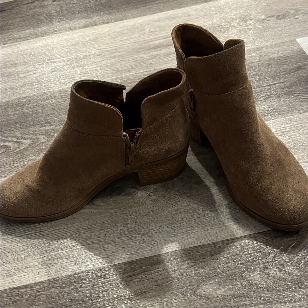 Crown Vintage Brown Suede Ankle Boots